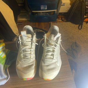 Lebron Witness 4 “White Multi Camo”